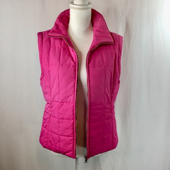 Pink Puffer Type Vest, Small, Full Zipper, Pockets - Picture 2 of 7